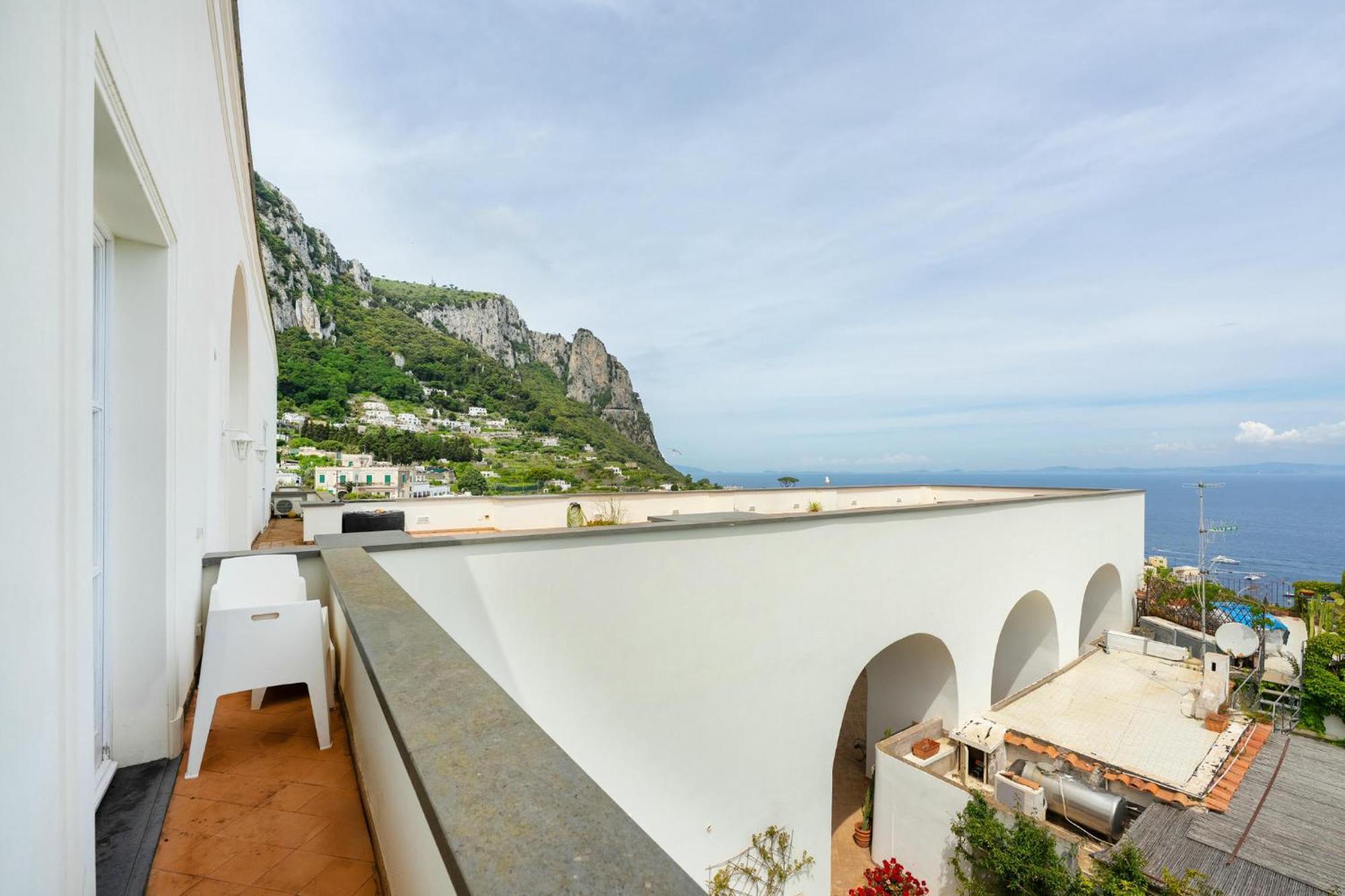 Suite Palazzo Capri - Seaview Zewnętrze zdjęcie